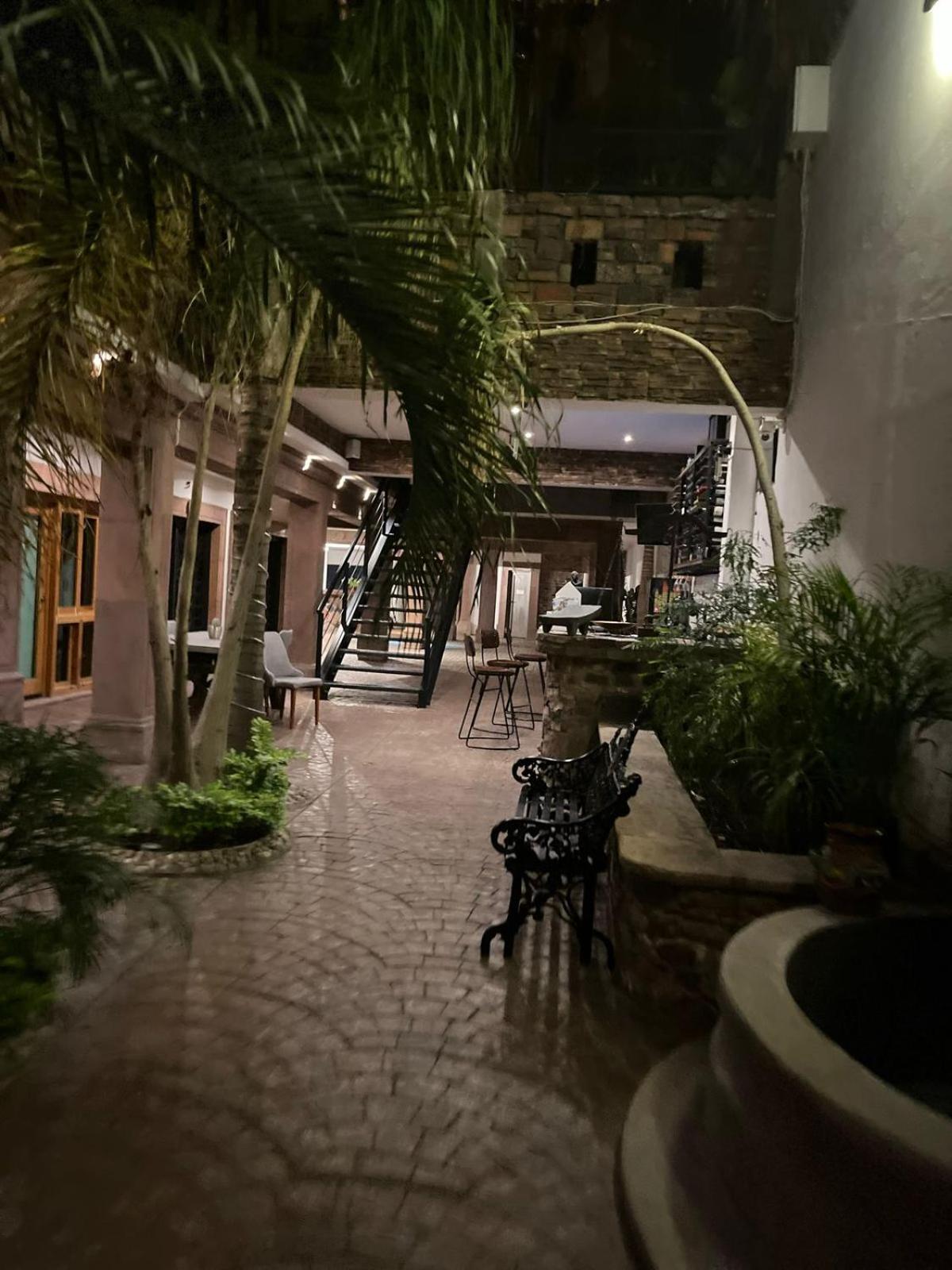 Casa Carmona 33 Hotell Querétaro Exteriör bild